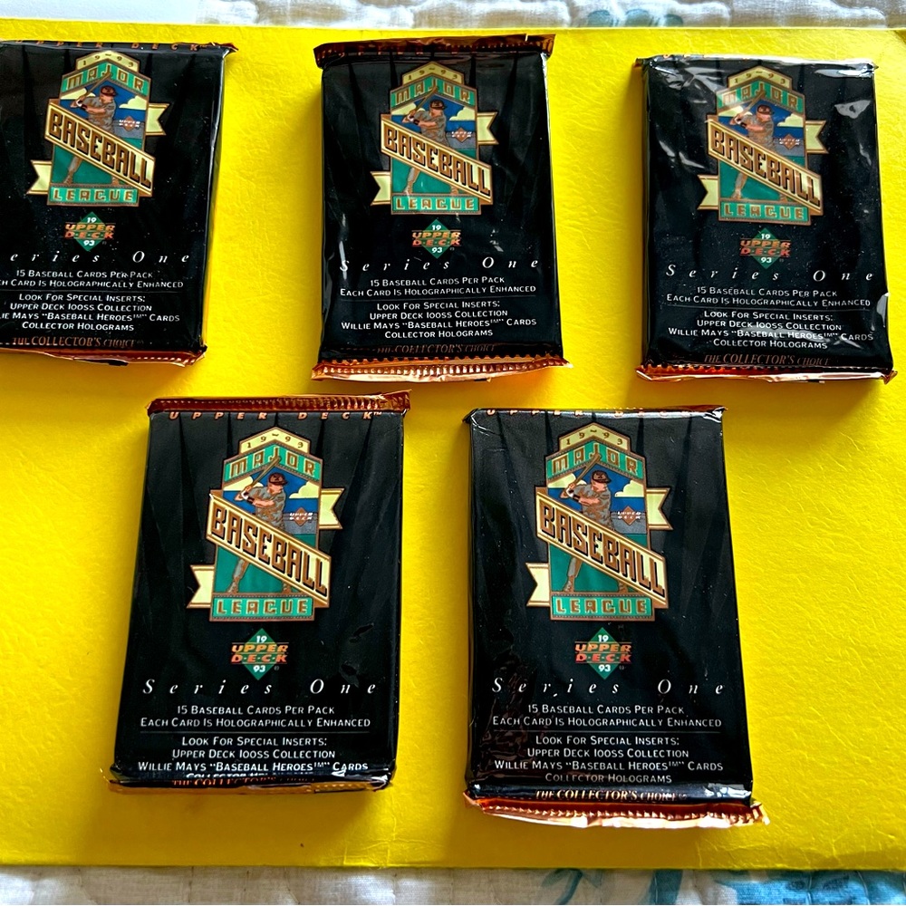 5 packs Upper Deck Series 1 Baseball cards